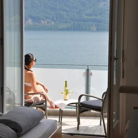 Hotel Fähri Gersau-3