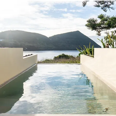Silveira Bay Lounge Retreat-2