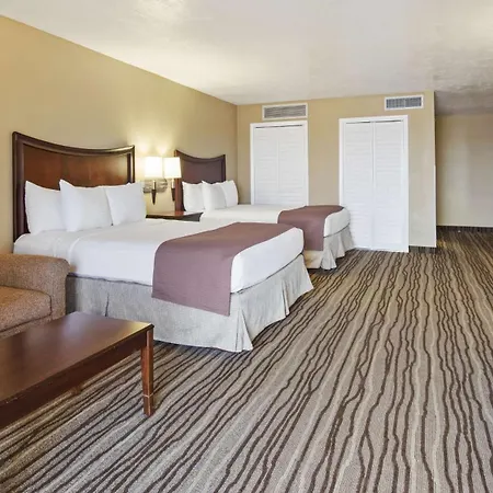 Best Western Fort Myers Waterfront-3
