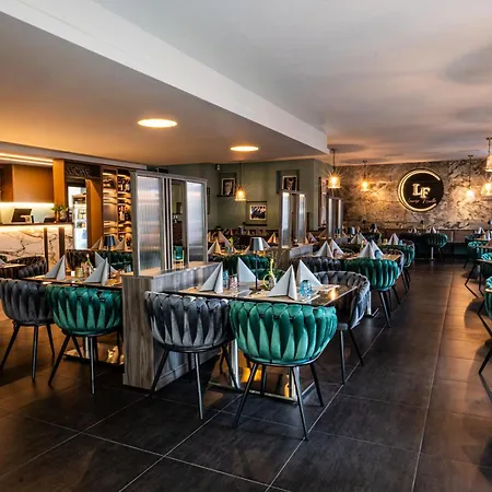 Hotel & Restaurant Knote-2