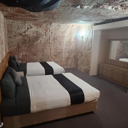 Coober Pedy Experience Motel-3