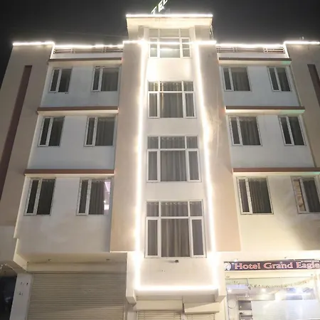 Hotel Grand Eagle Near Jecc Sitapura-3