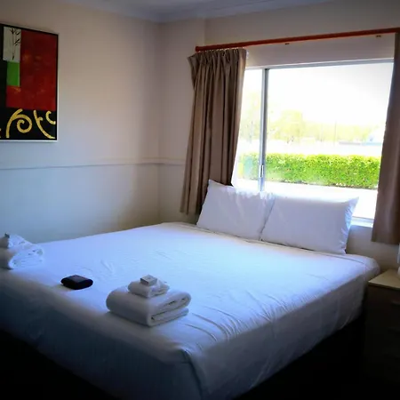 Commercial Hotel Kingaroy-2