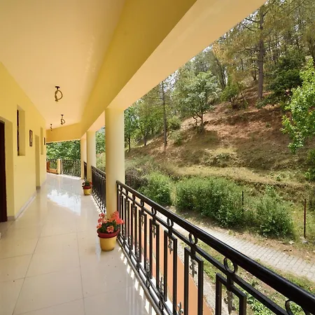 Ivy The Boutique Hotel Near Neem Karoli Temple-2