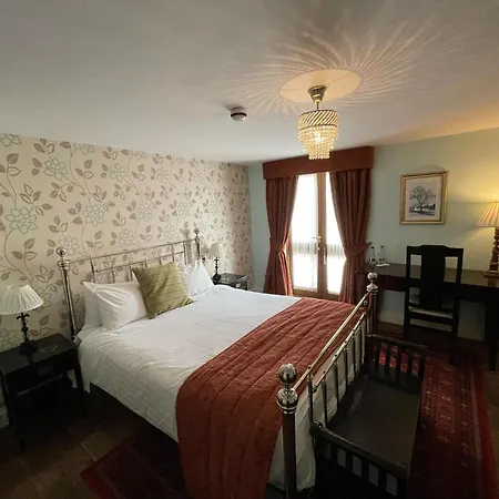 The Bubble Inn Hotel-2