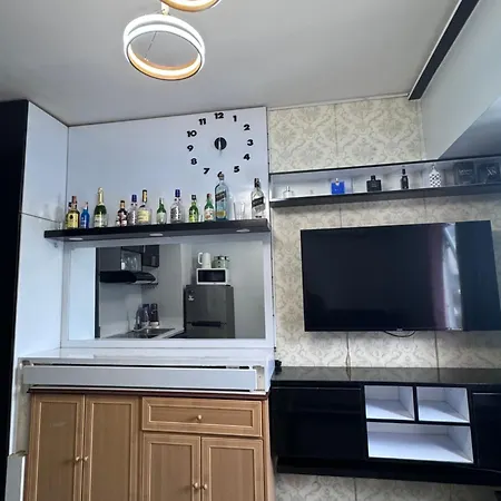 Studio Unit Amaia Skies Shaw-3
