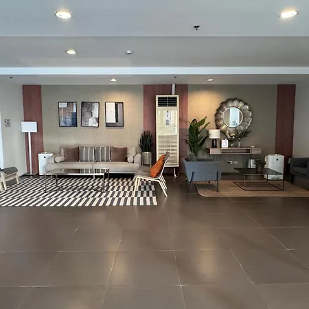Studio Unit Amaia Skies Shaw-2