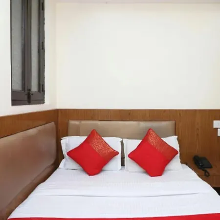 Deluxe Mahesh Inn Near New Delhi Railway Station-3