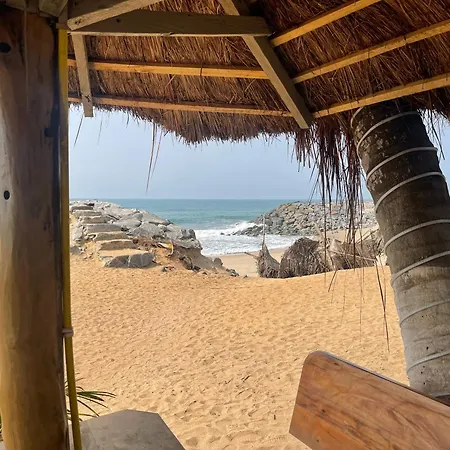 Oasis Beach Resort-2