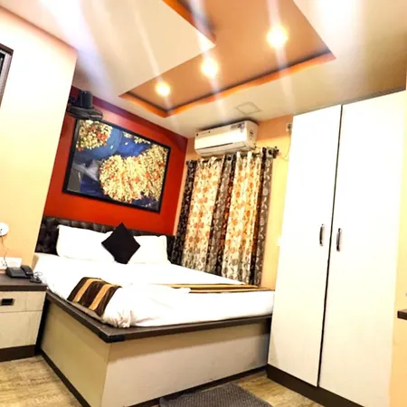 Hotel As-Meet Kolkata With Free Wi-Fi And Air Conditioner-3