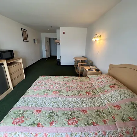 Red Bud Country Inn-2