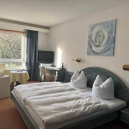 Hotel Das Waldhaus in Maikammer-3