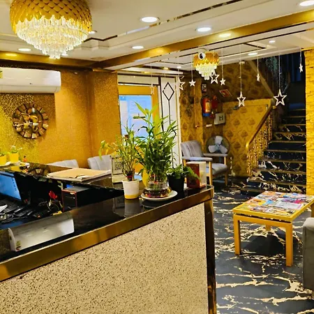 Hotel Royal Garden-2