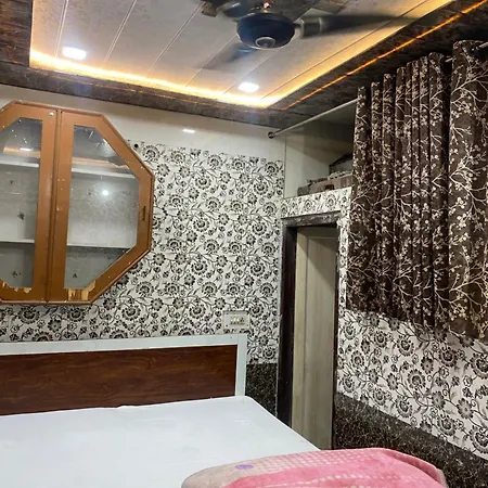 Radha Kunj Sewa Dham-2