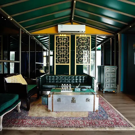 Hainan Four Seasons Nostalgia B&B-3