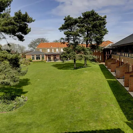 Knights Hill Hotel & Spa-2