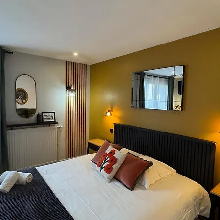 Le Clos Du Pontic Logis et Cit'Hotel-3