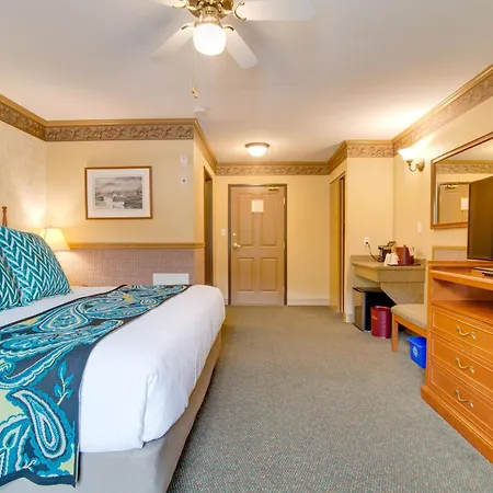 Holland America Dawson City Inn-3