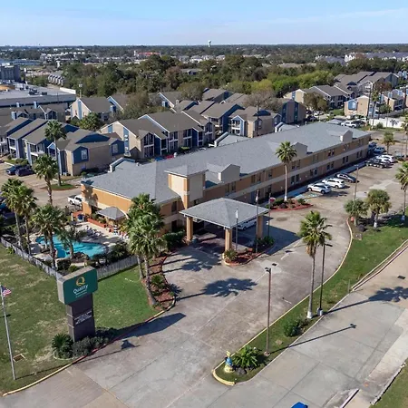 Quality Inn & Suites Seabrook- Nasa- Kemah-2