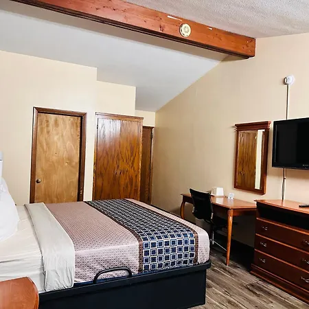 Regency Inn Hudson-2