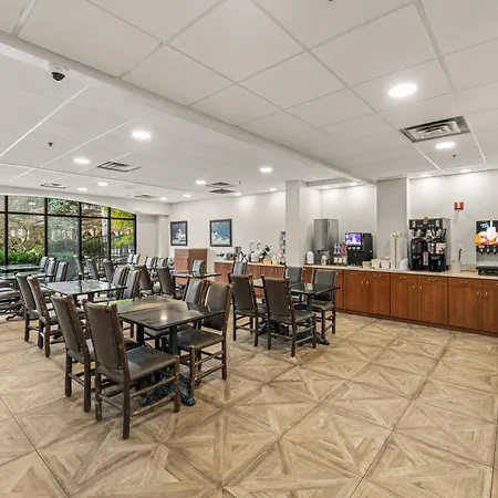 Black Bear Inn & Suites-3