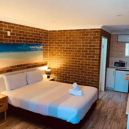 Buccaneer Motel-3