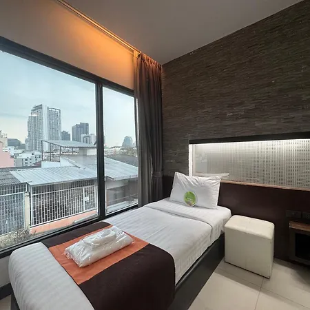 Collection O The Bangkok Airport Link Suite-3