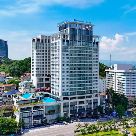 Wyndham Legend Halong-2