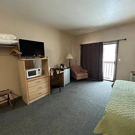 Timber Lodge Inn-2