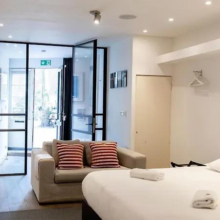 Spui Apartment In Center-3