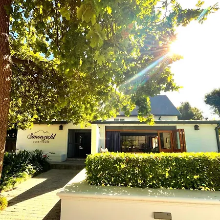 Simonzicht Guest House-3