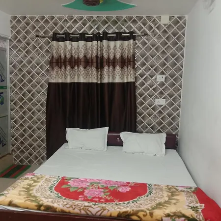 New Hotel Yatri Niwas-2