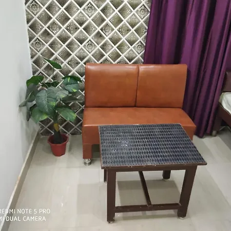 New Hotel Yatri Niwas-3