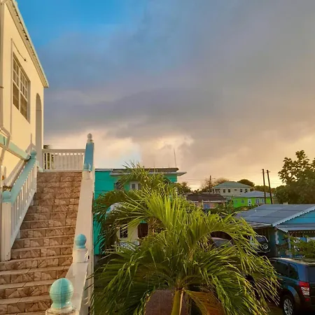 Beverley'S Guest House, Nevis-3