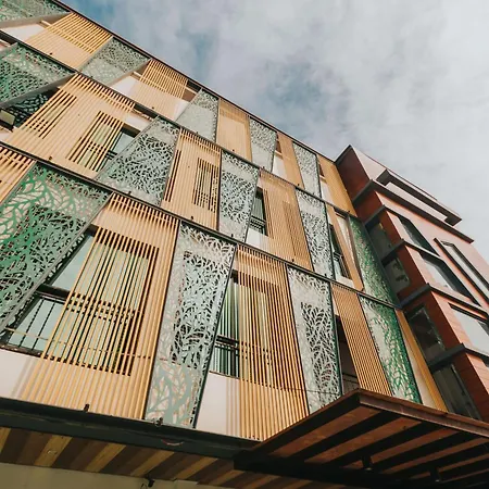 Surestay Plus Hotel By Best Western Ac Luxe Angeles City-3