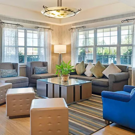 Best Western Cedar Inn & Suites-2