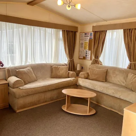 Red Deer Village Holiday Park - 3 Bedroom, Self Catering Static Caravan-3