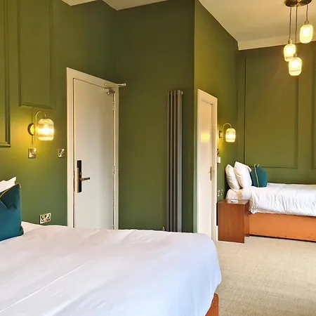 The Alyth Hotel-2