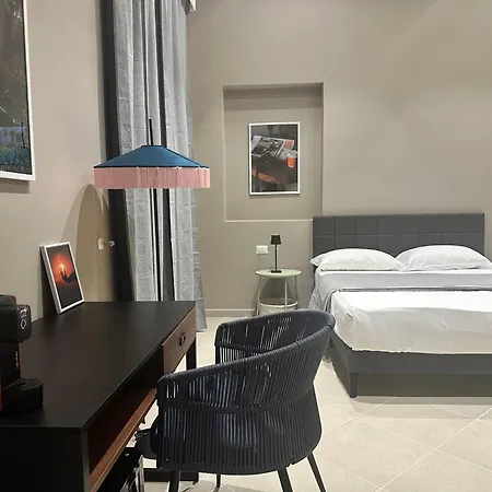 Sunset Palace Guesthouse-3