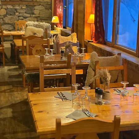 Chalet Alpina Residence Val Claret-3