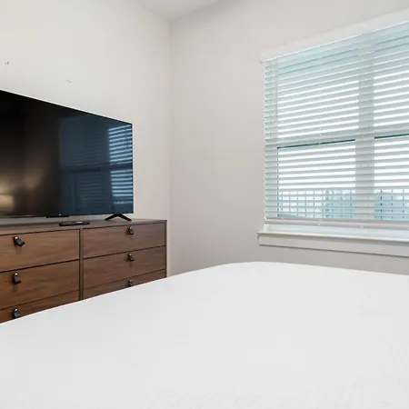 Seguin Downtown Entertainment District Apartments By Barsala-2