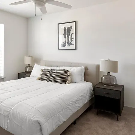 Downtown Huntsville Furnished Apartments By Barsala-2
