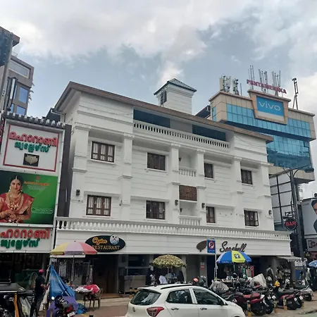 Hotel Seashell - Marine Drive Kochi-3