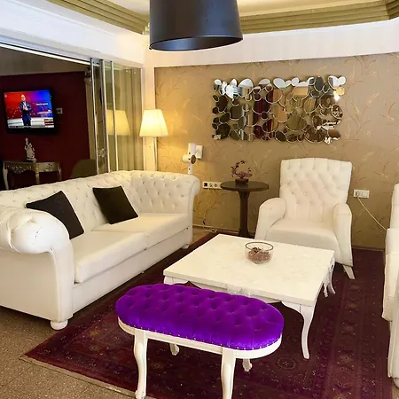 Lucid Hotel-2