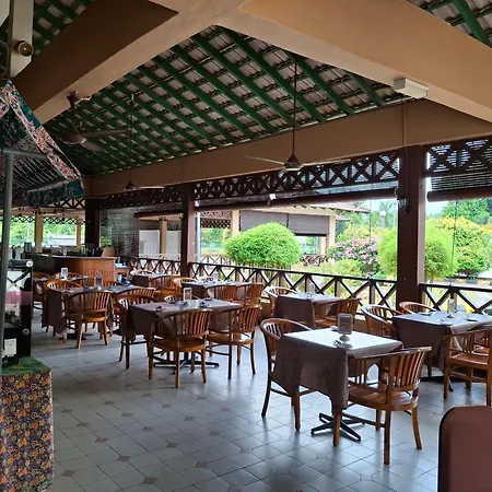 Rompin Beach Resorts-2
