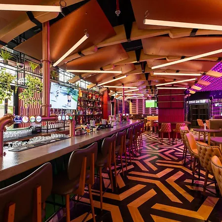Four Points By Sheraton Production City, Dubai-2