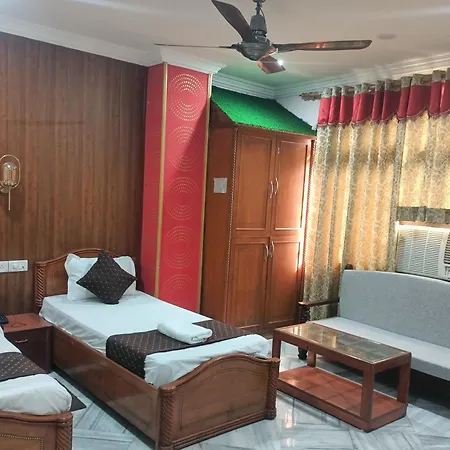 Hotel Riz Varanasi-3