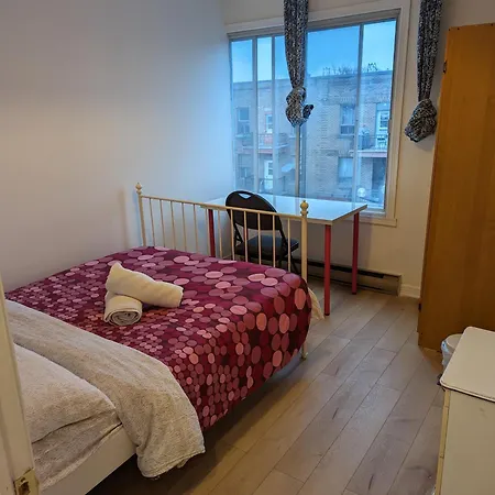 Harmony Room Near Metro Monk Station With Self Check-In-3