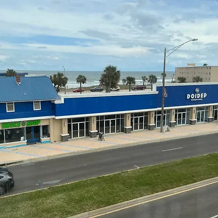 Streamline Hotel In Daytona Beach-3
