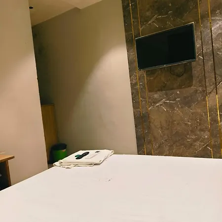 Hotel Sunrise Residency-3
